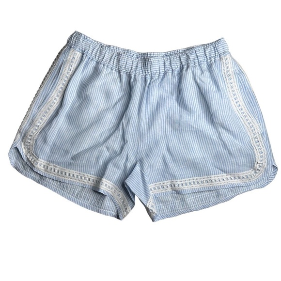 Crown & Ivy Linen Shorts. Size Small - Picture 1 of 6